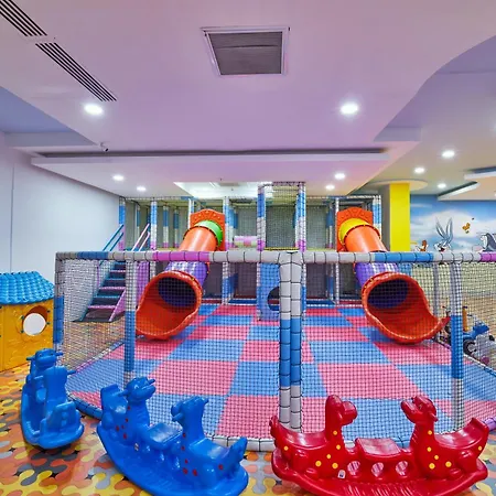 Orange County Alanya Resort 5*