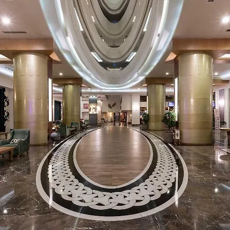 אתר נופש Orange County 5*