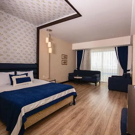 Orange County Resort 5*