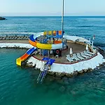 Orange County Курортный комплекс