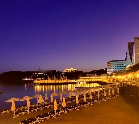 Complex Orange County 5*