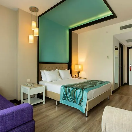 Orange County Complex 5*